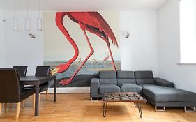 Guestready - Spacious Converted Victorian School - Central London